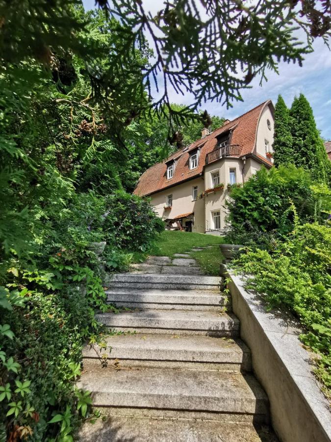 Pension Family Karlovy Vary Kültér fotó