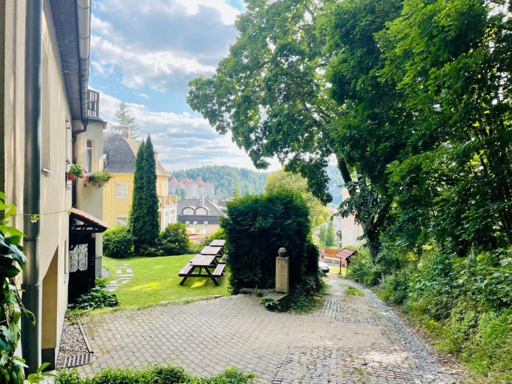 Pension Family Karlovy Vary Kültér fotó