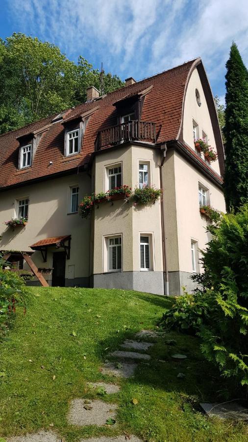 Pension Family Karlovy Vary Kültér fotó