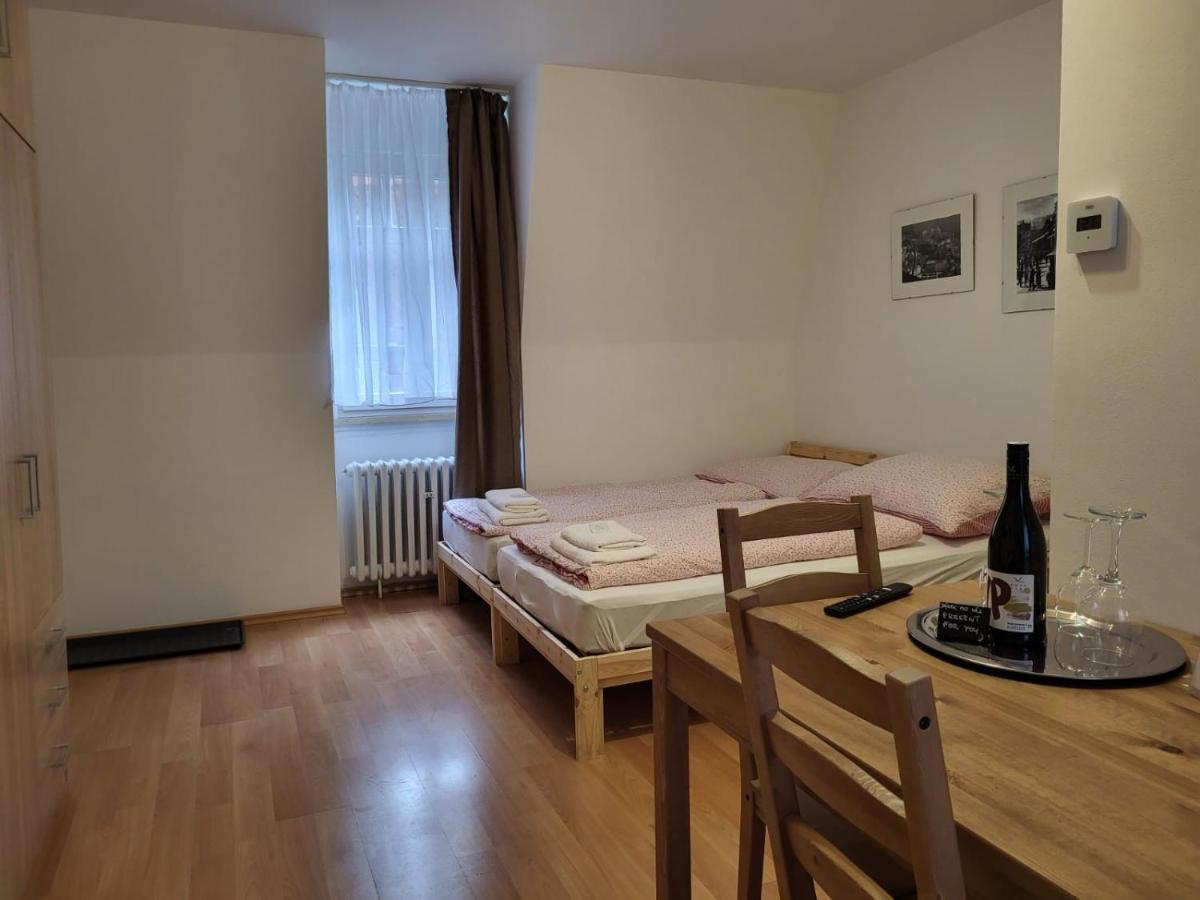 Pension Family Karlovy Vary Kültér fotó